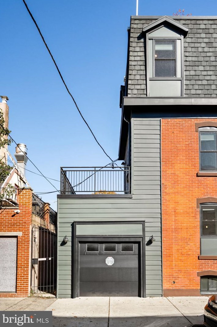 850 Taylor St, Philadelphia PA 19130-1945 exterior