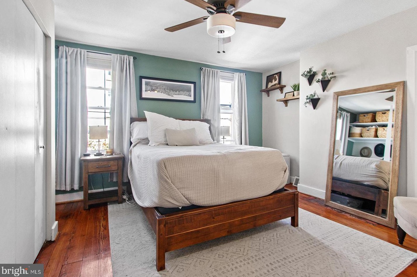 2014 Pemberton St, Philadelphia PA  19146-1319 exterior