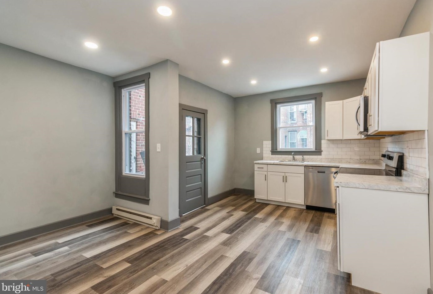 931 Carver St, Philadelphia PA  19124-1025 exterior