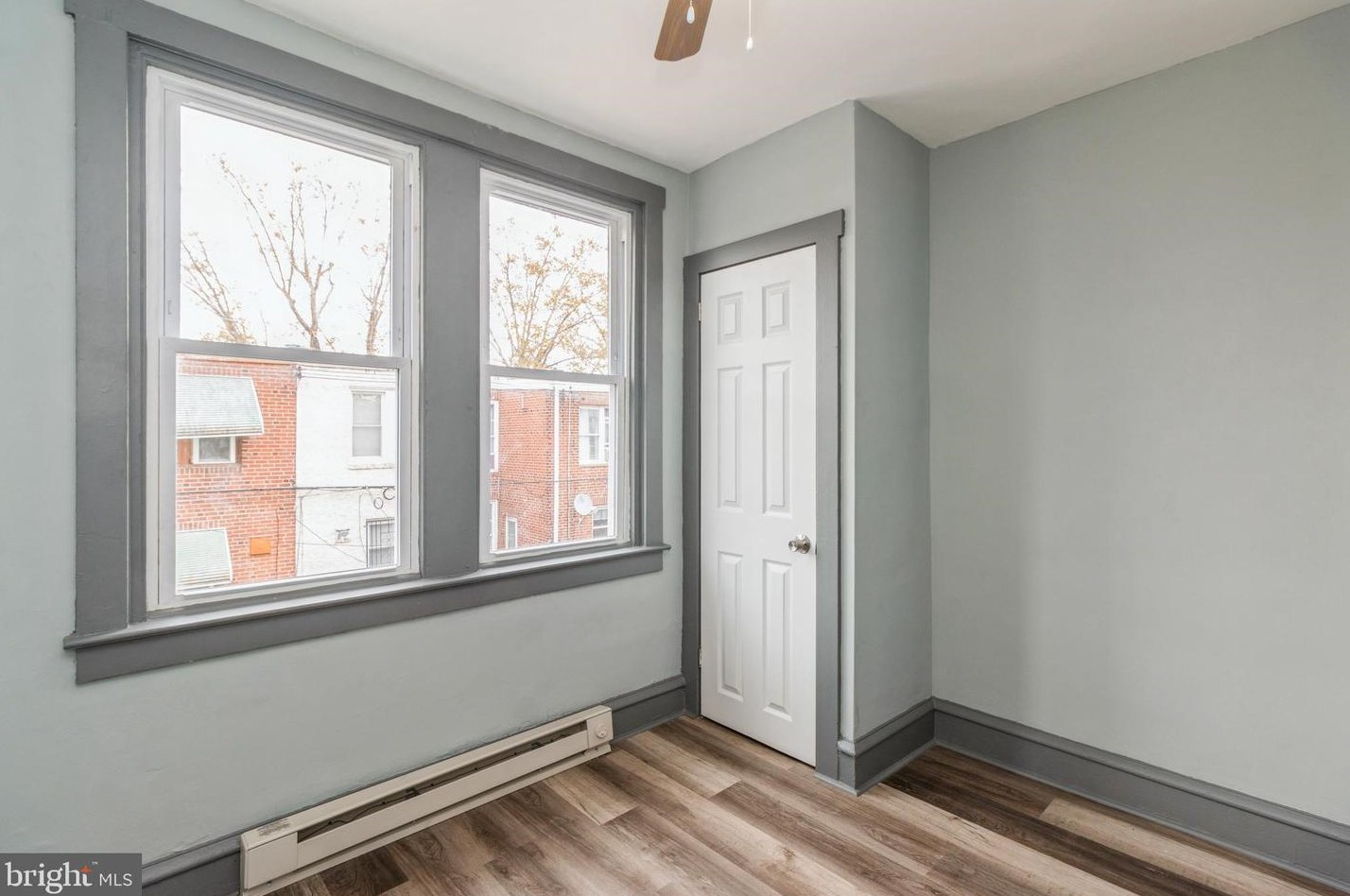 931 Carver St, Philadelphia PA  19124-1025 exterior