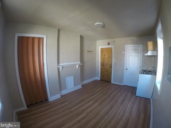 1903 Montgomery Ave, Philadelphia PA 19122-3226 exterior