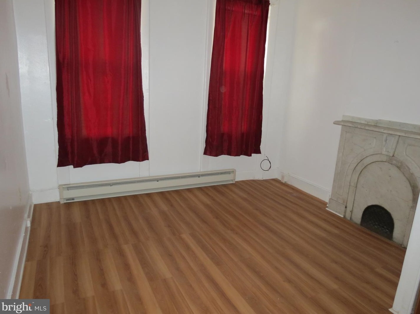 1903 Montgomery Ave, Philadelphia PA 19122-3226 exterior