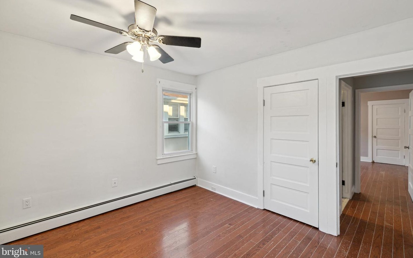 537 Tyson Ave, Philadelphia PA  19111-4318 exterior