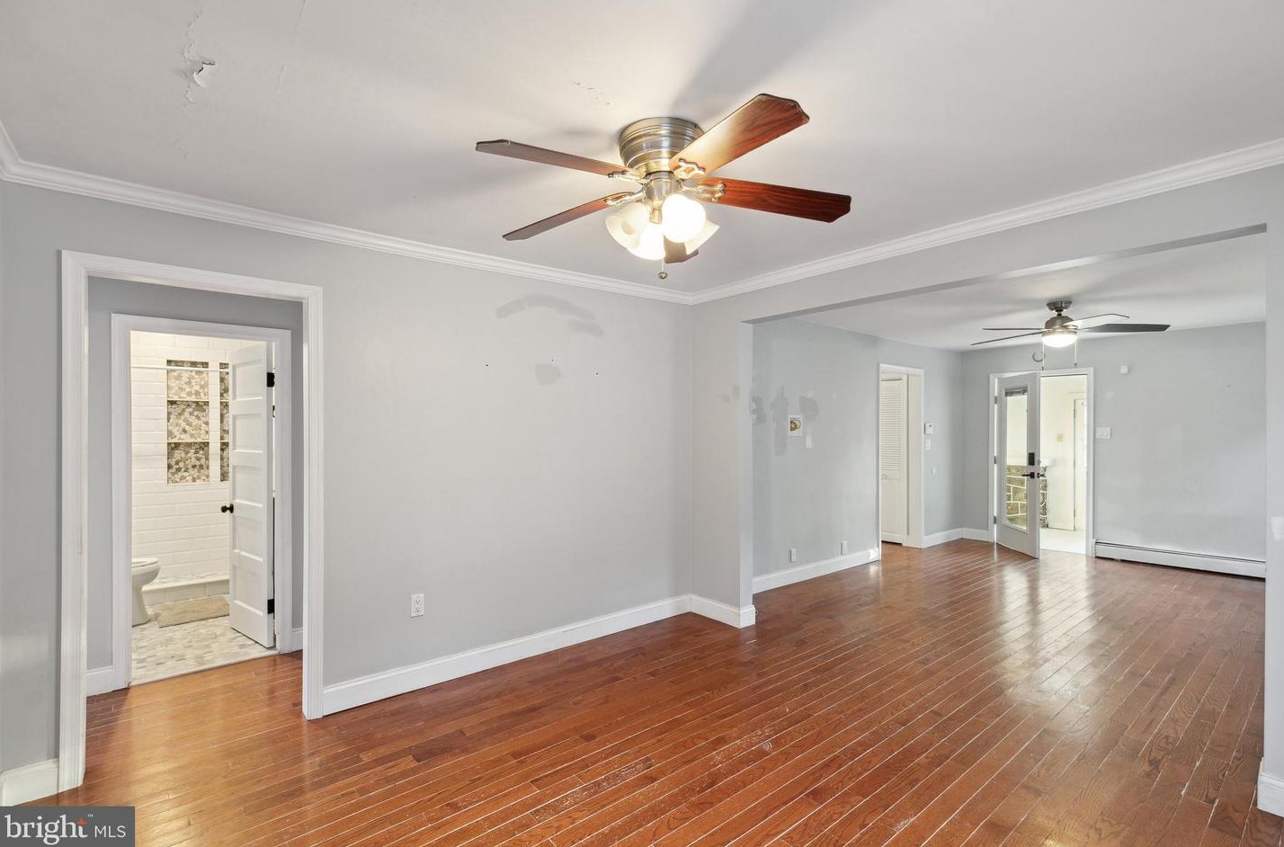 537 Tyson Ave, Philadelphia PA  19111-4318 exterior