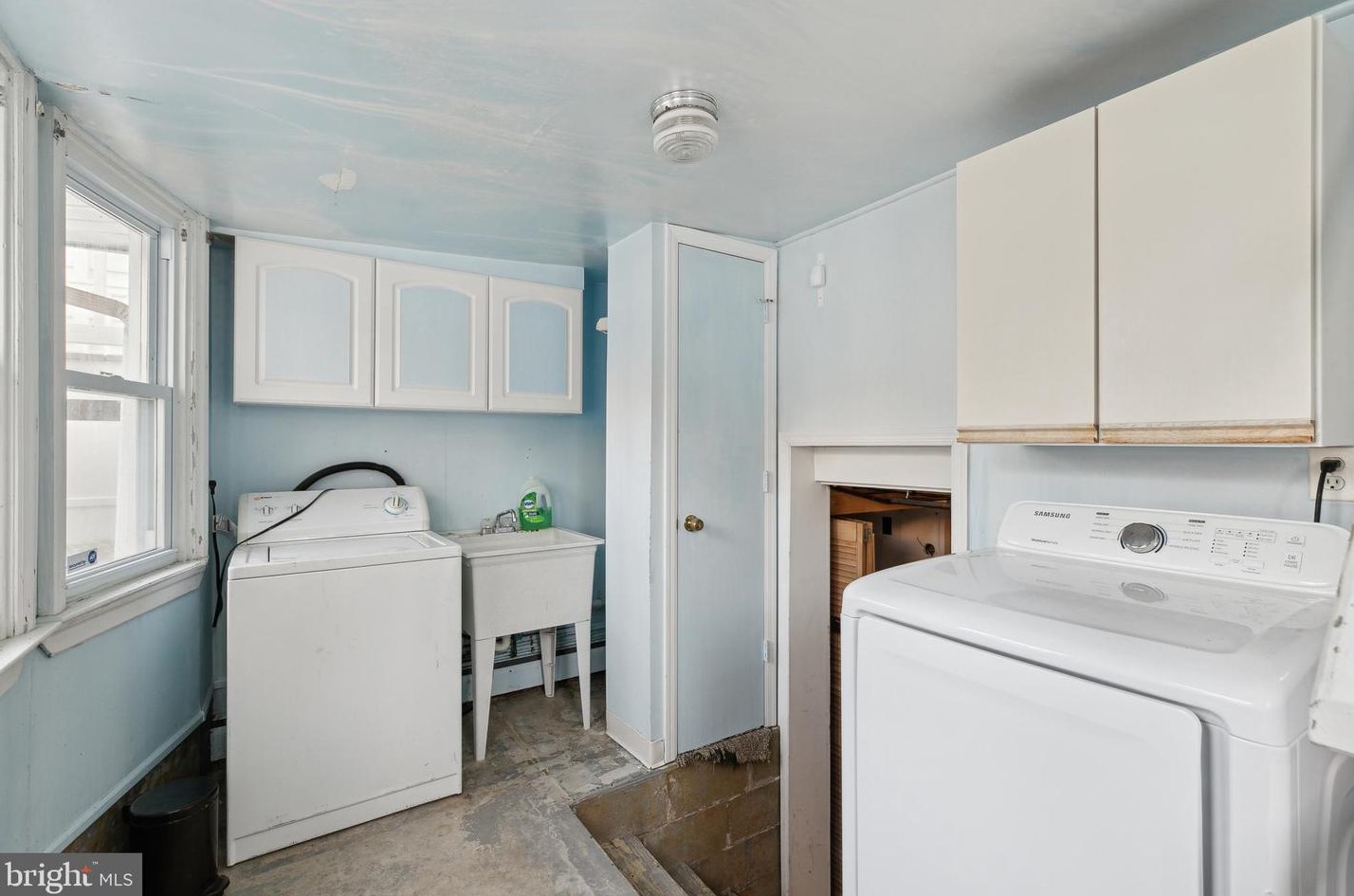 537 Tyson Ave, Philadelphia PA  19111-4318 exterior