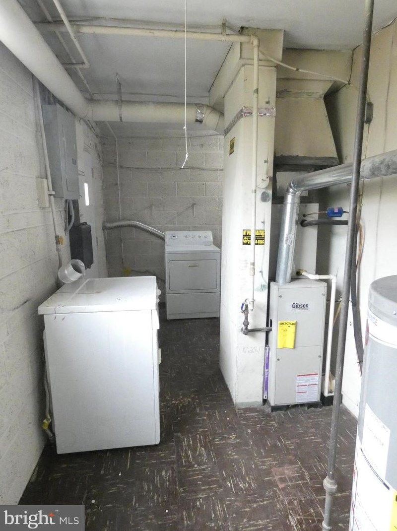 1857 Nester St, Philadelphia PA 19115-4709 exterior