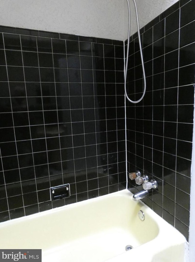 1857 Nester St, Philadelphia PA 19115-4709 exterior