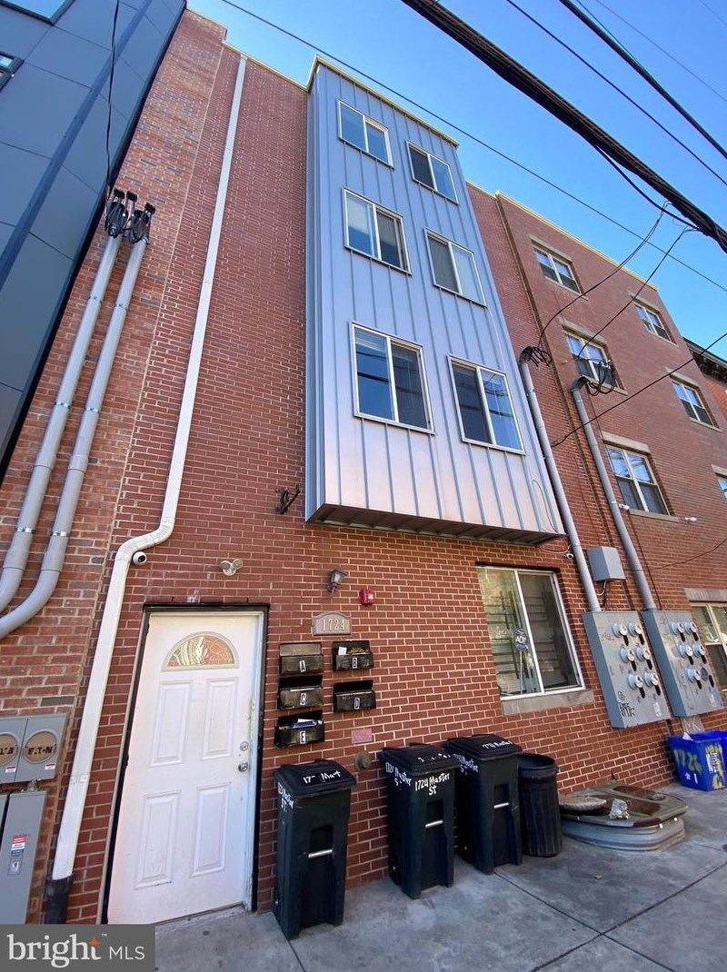 1724 Master St, Philadelphia PA  19121-4222 exterior