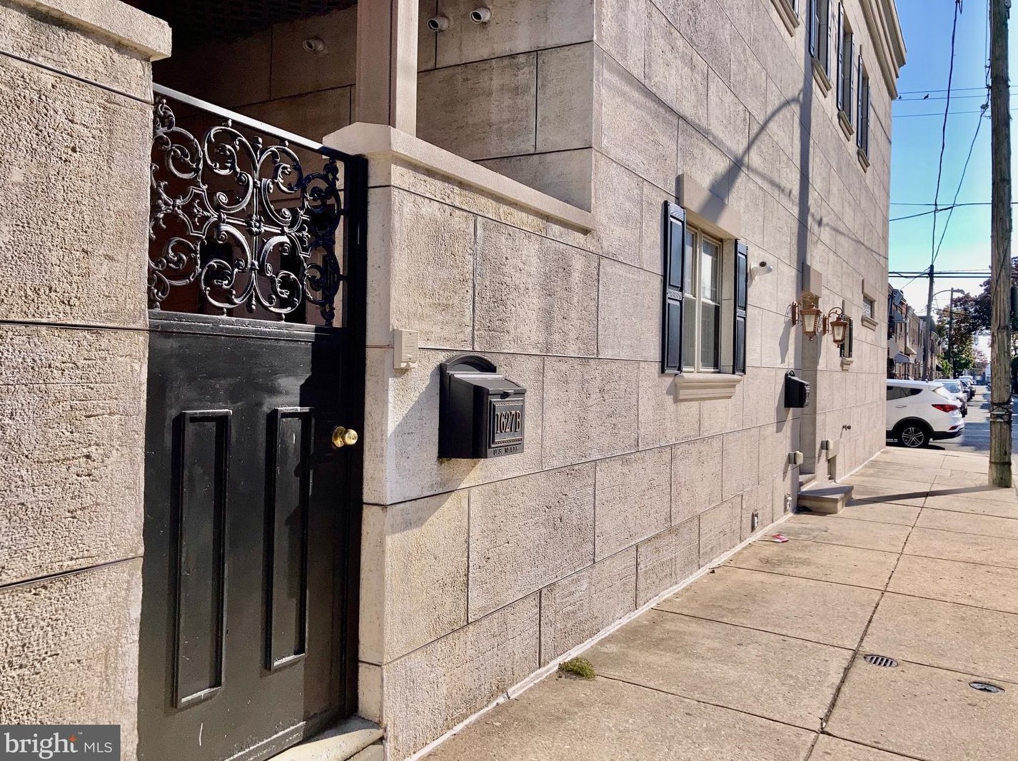1627 Porter St, Philadelphia PA  19145-4337 exterior