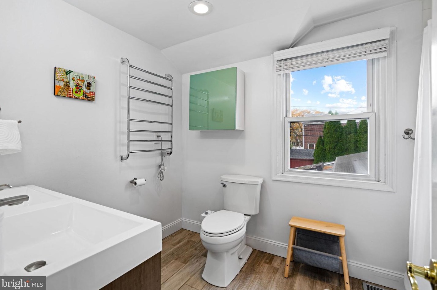 7706 Keiffer St, Philadelphia PA  19128-3143 exterior