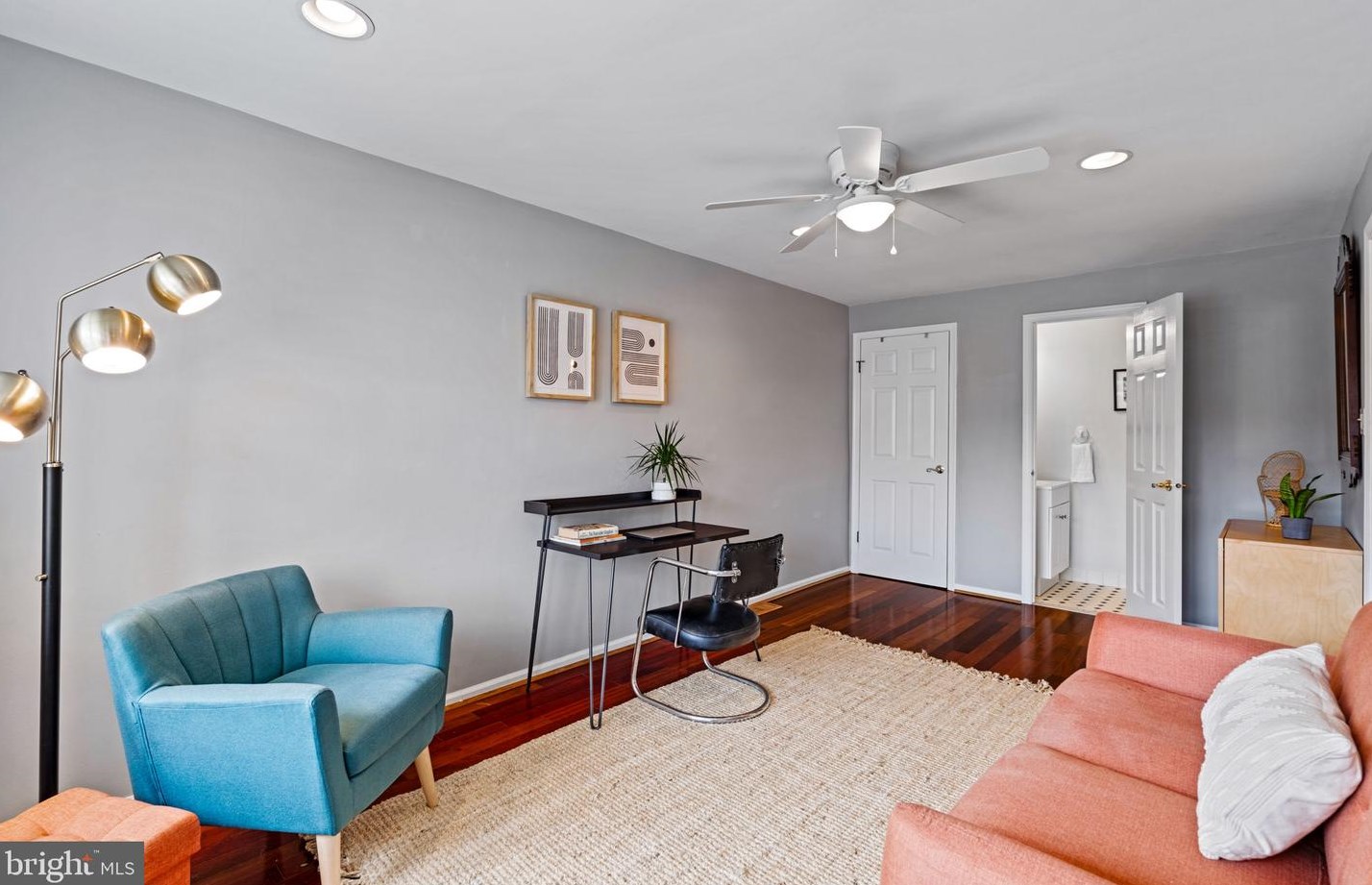 7706 Keiffer St, Philadelphia PA  19128-3143 exterior