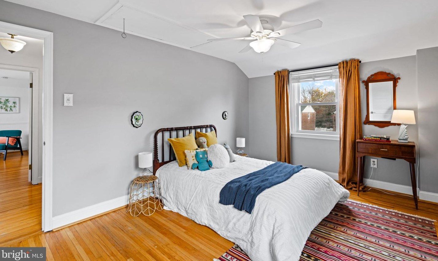 7706 Keiffer St, Philadelphia PA  19128-3143 exterior