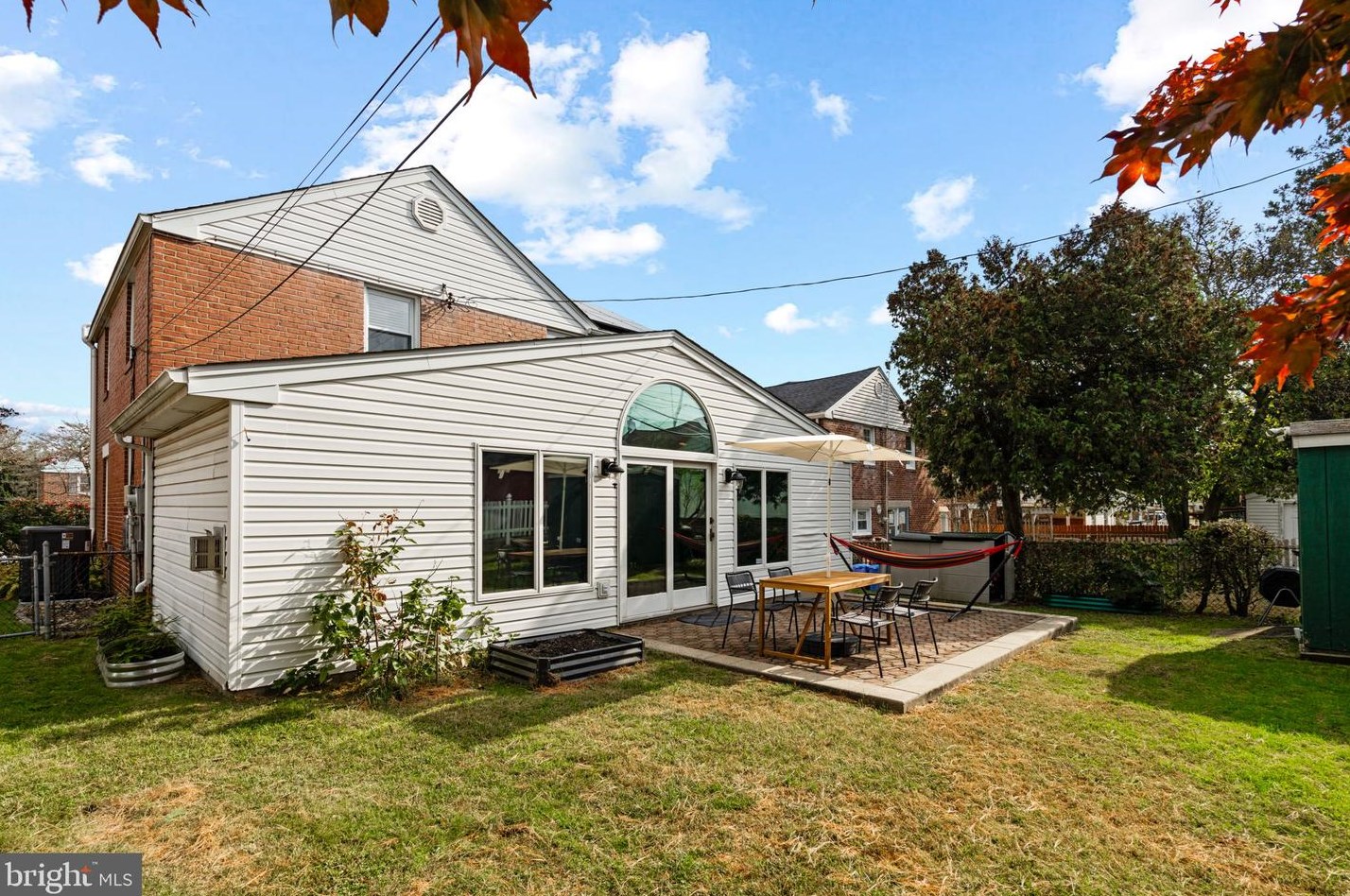 7706 Keiffer St, Philadelphia PA  19128-3143 exterior