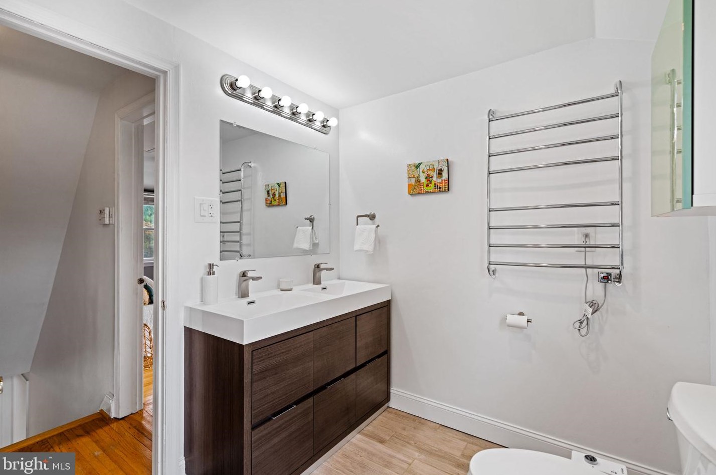 7706 Keiffer St, Philadelphia PA  19128-3143 exterior