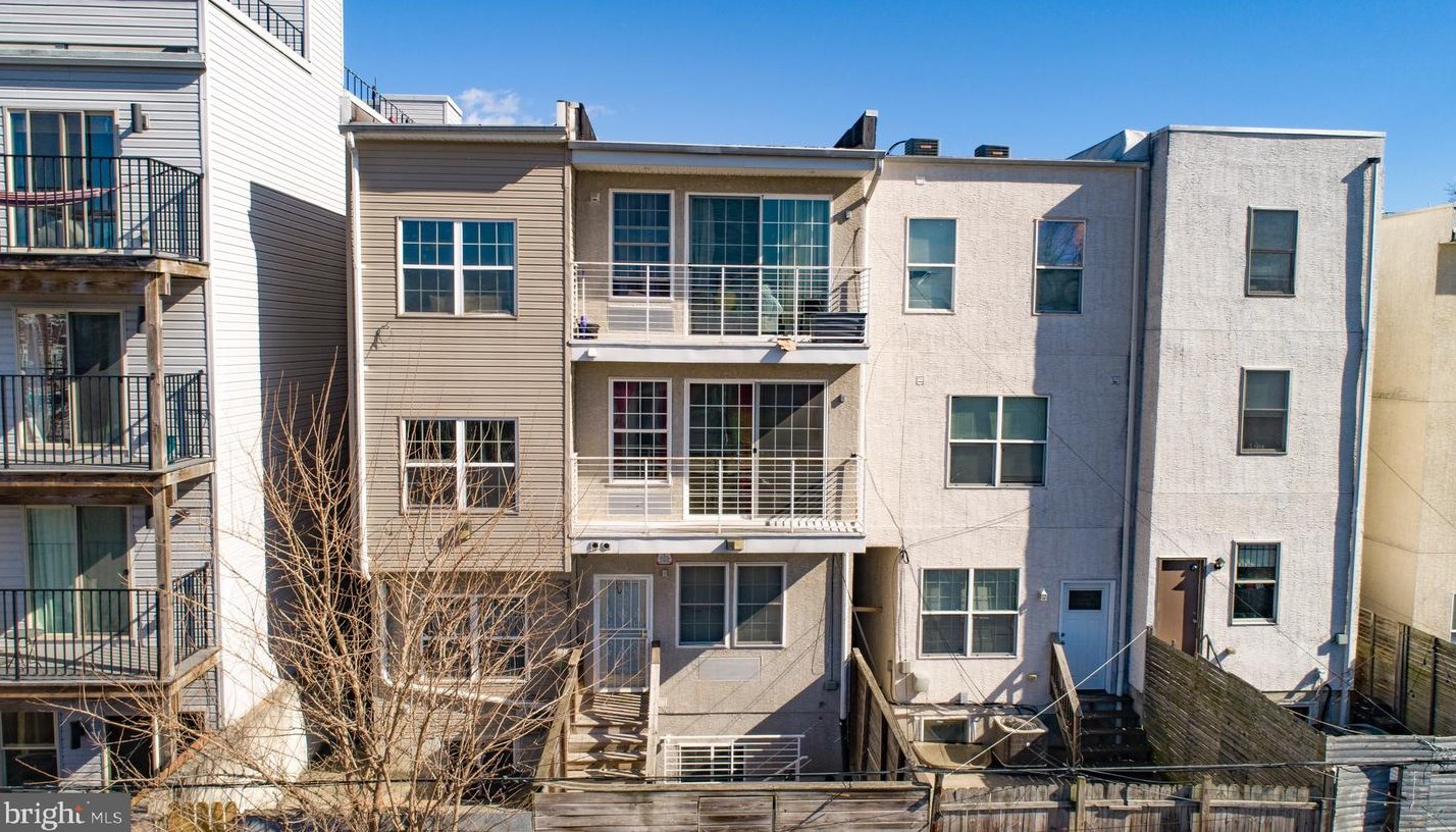 1946 Gratz St, Philadelphia PA  19121-2222 exterior