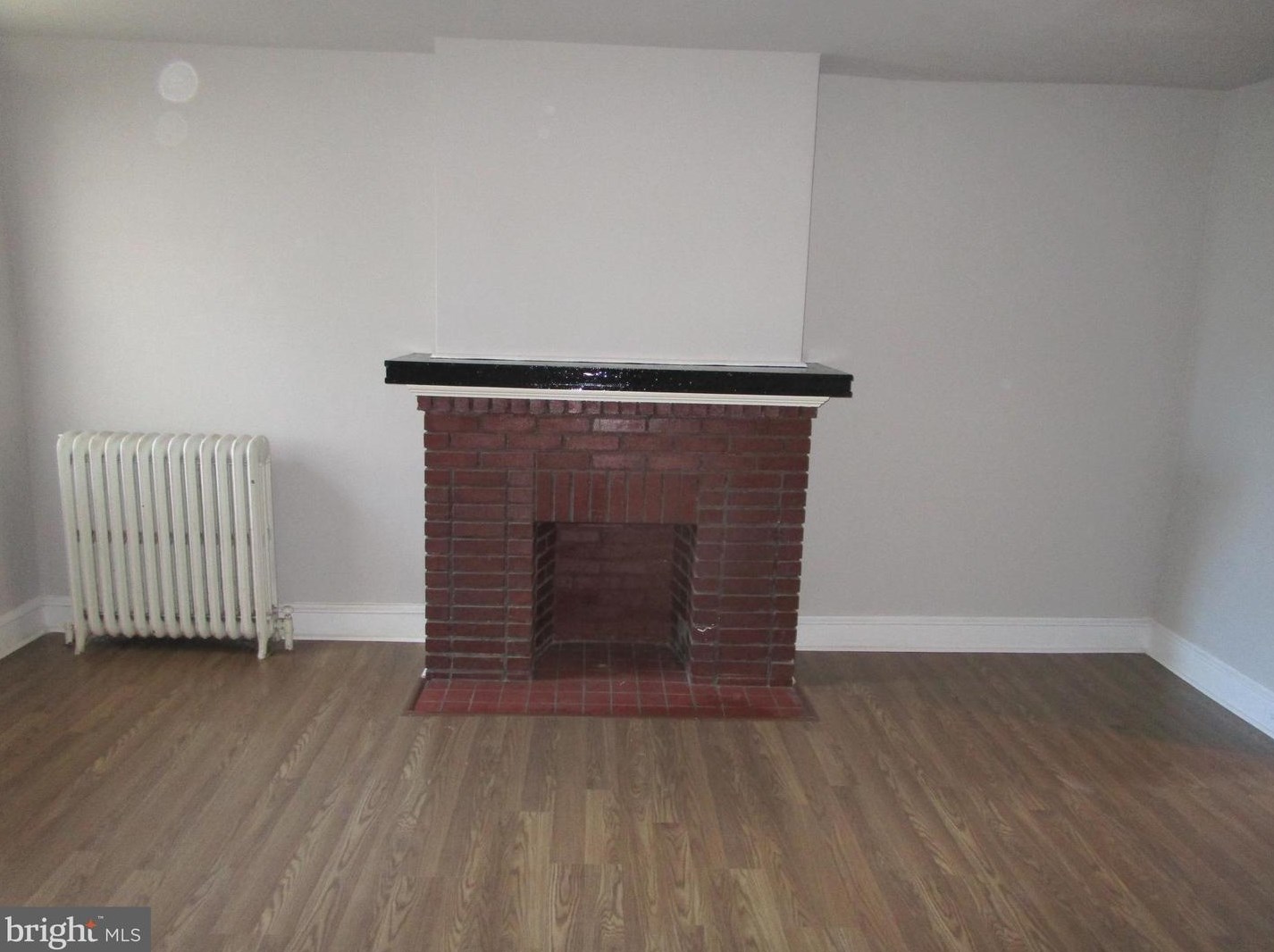 1127 Bridge St, Philadelphia PA  19124-1819 exterior
