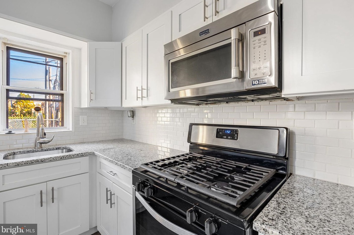 2609 Ontario St, Philadelphia PA  19134-5329 exterior