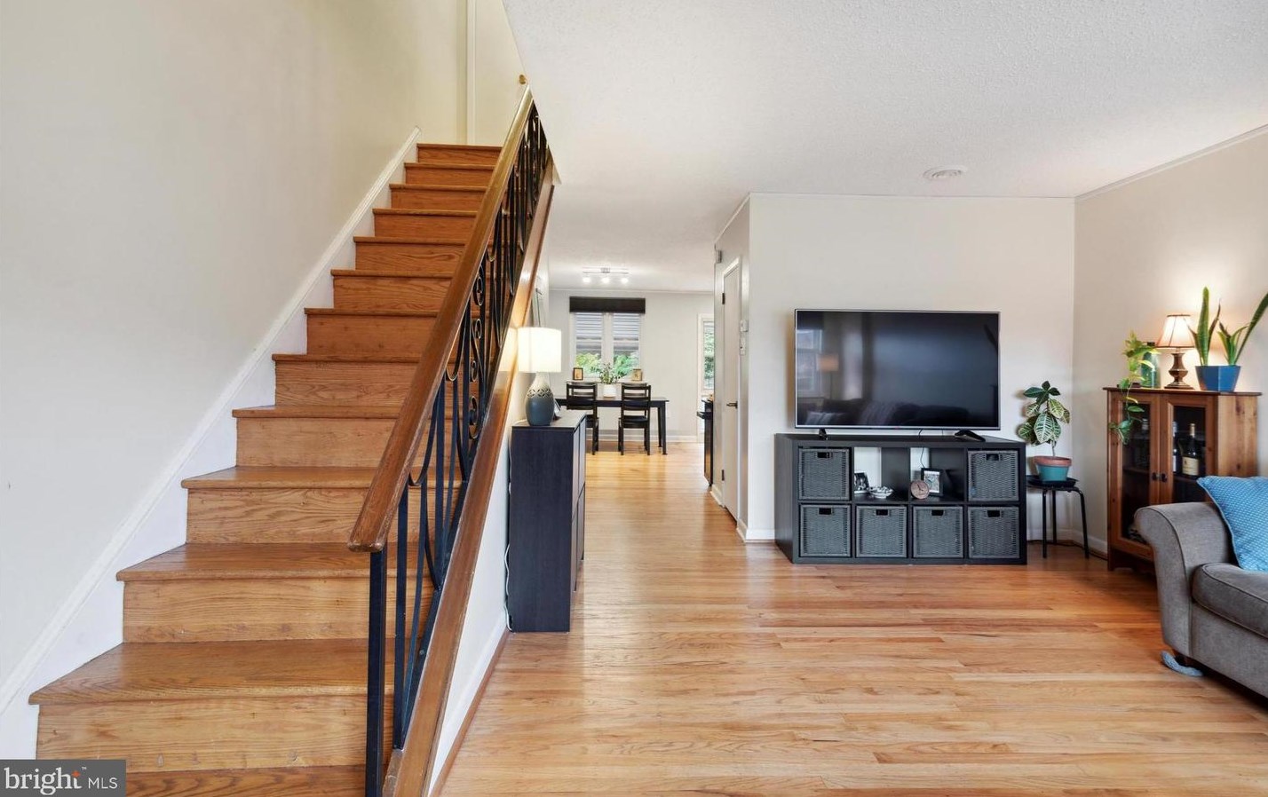 262 Rock St, Philadelphia PA  19128-3740 exterior
