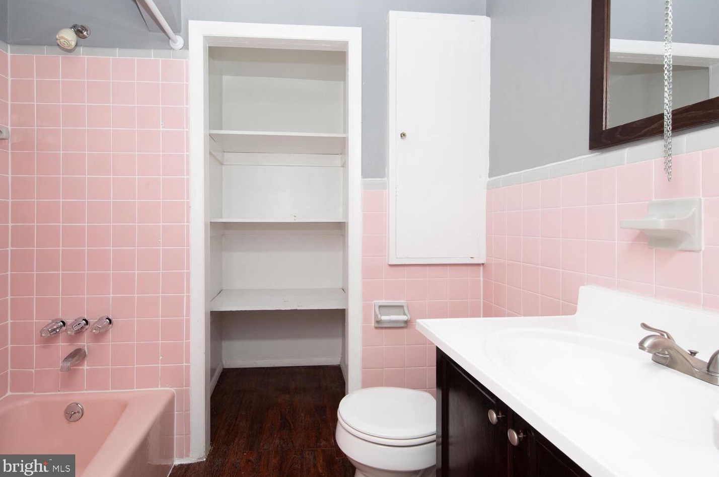 6224 Gardenia St, Philadelphia PA  19144-1609 exterior