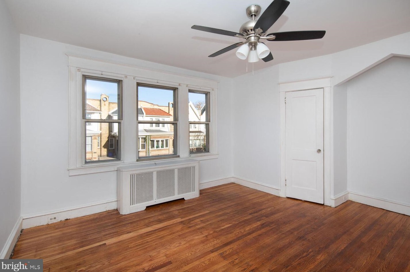 6224 Gardenia St, Philadelphia PA  19144-1609 exterior