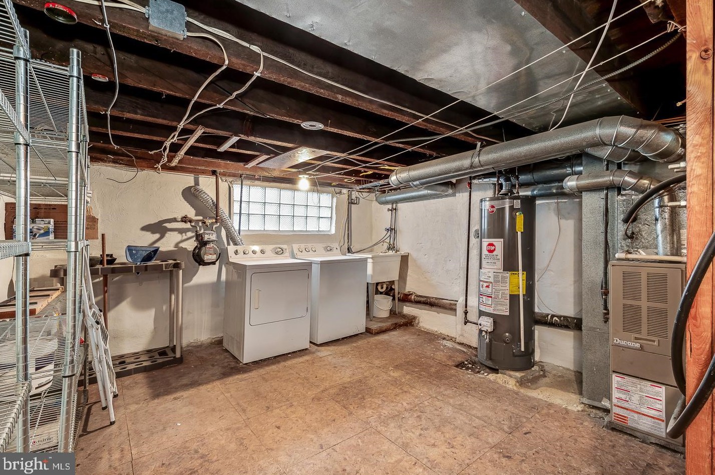 821 Newkirk St, Philadelphia PA 19130-1707 exterior