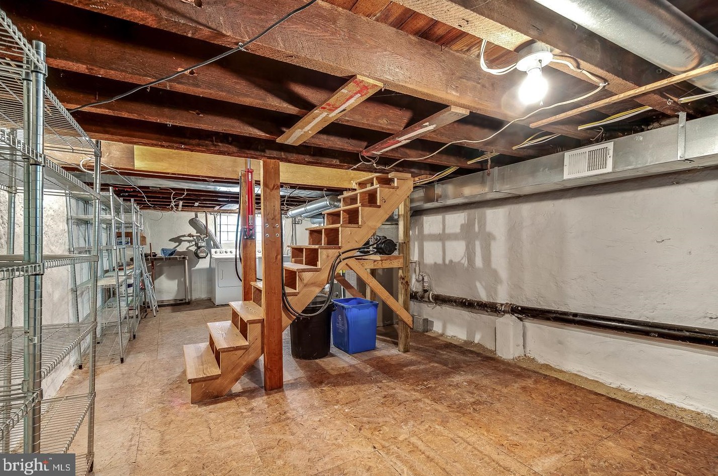 821 Newkirk St, Philadelphia PA 19130-1707 exterior