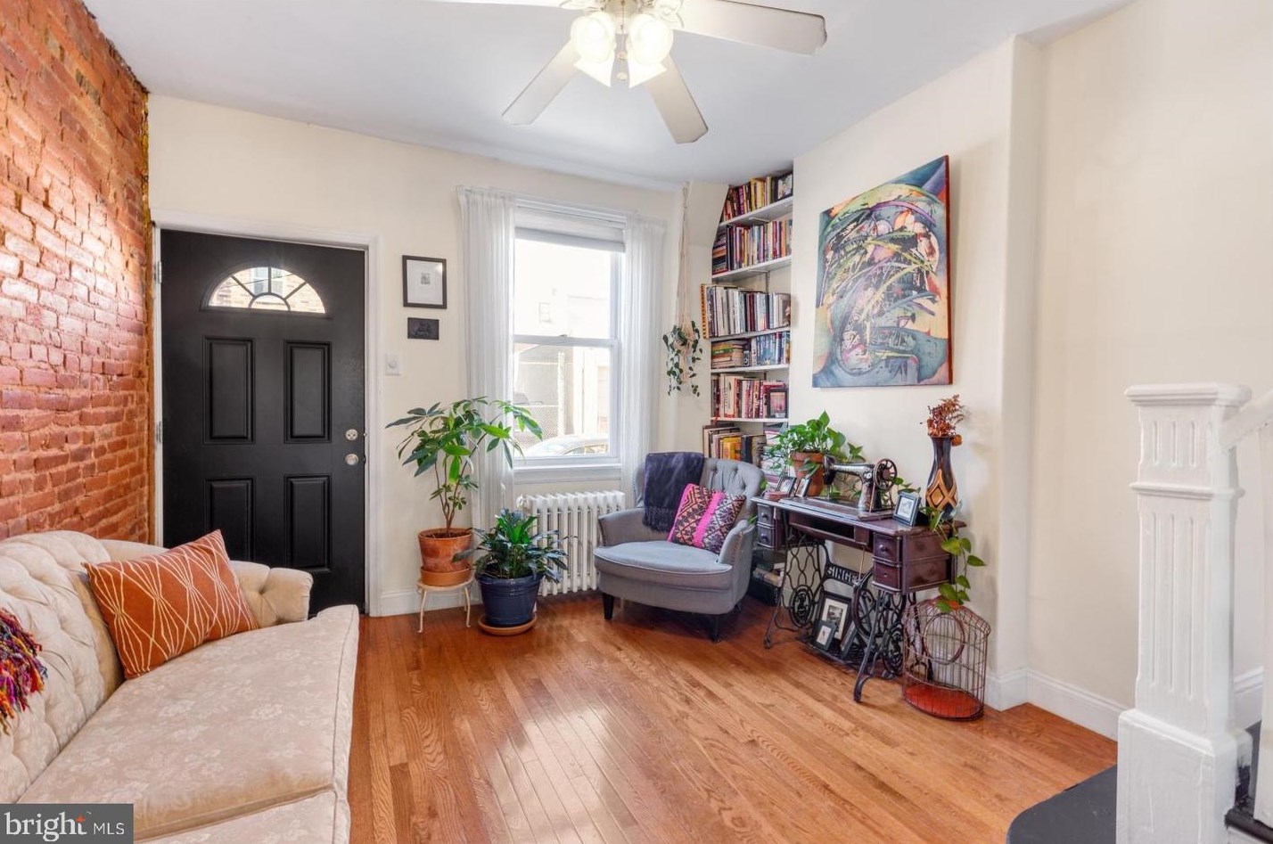 1839 Sepviva St, Philadelphia PA  19125-2432 exterior