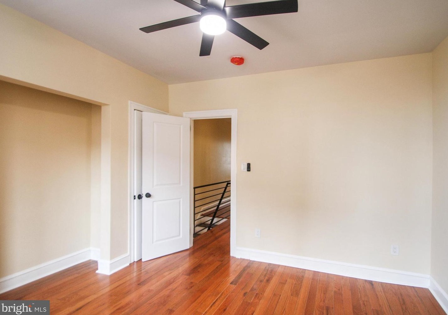 2562 Holbrook St, Philadelphia PA  19142-1708 exterior