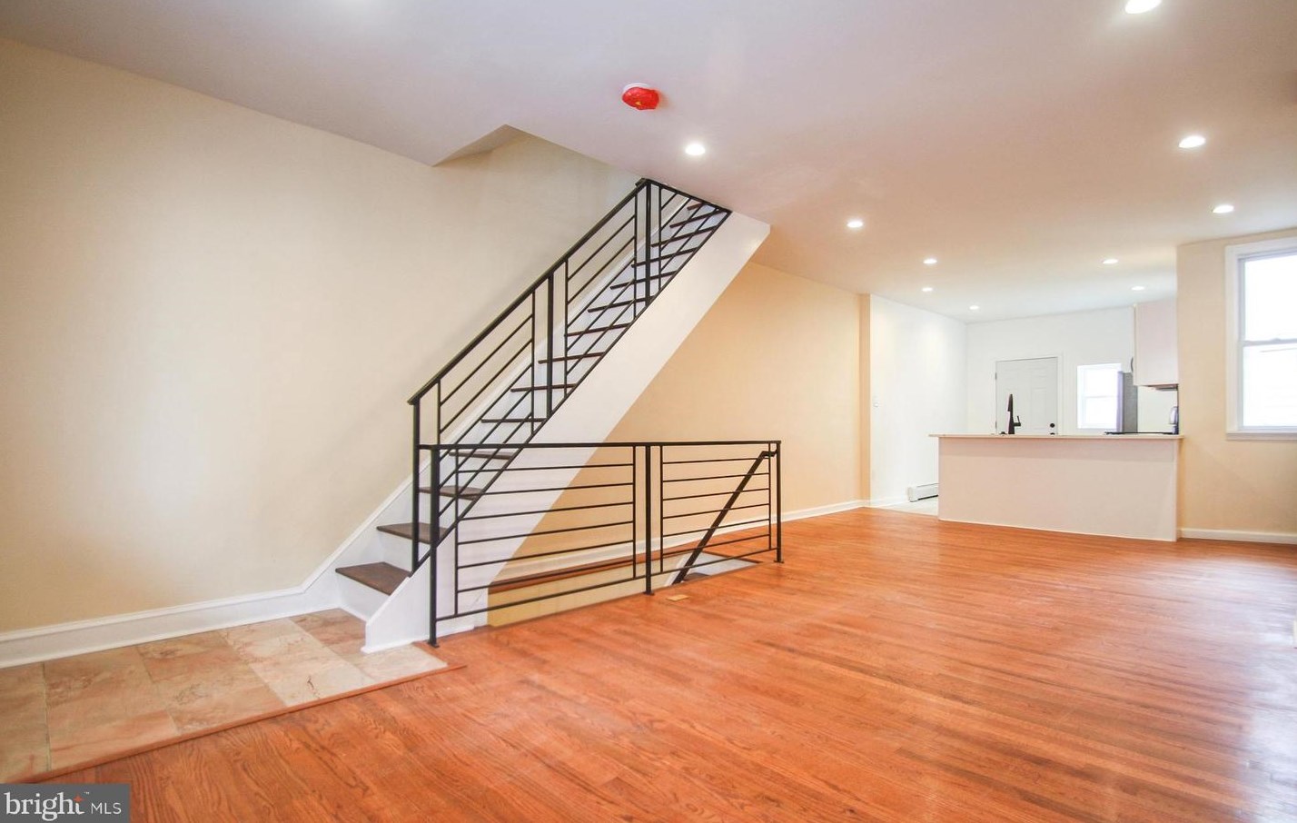 2562 Holbrook St, Philadelphia PA  19142-1708 exterior