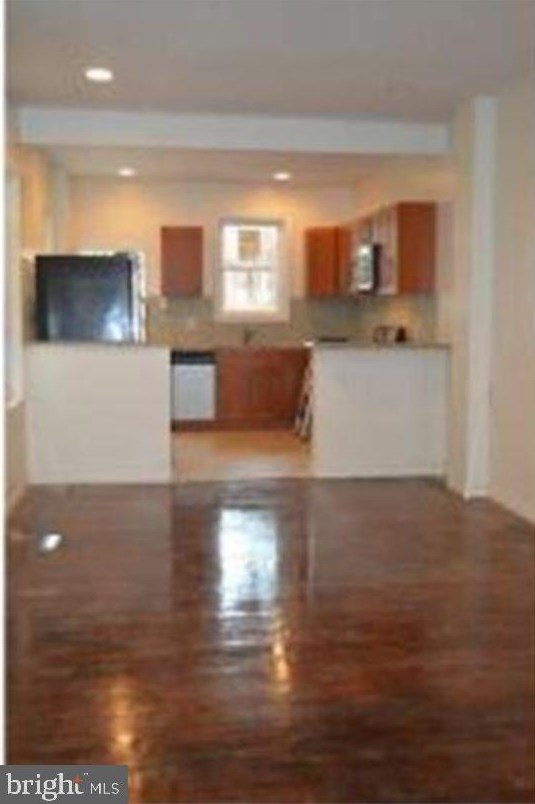 2042 Morris St, Philadelphia PA  19145-2009 exterior