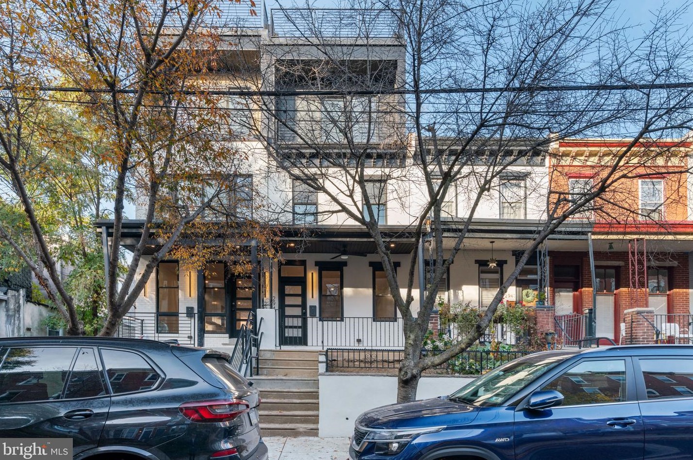 2943 Cambridge St, Philadelphia PA  19130-1115 exterior