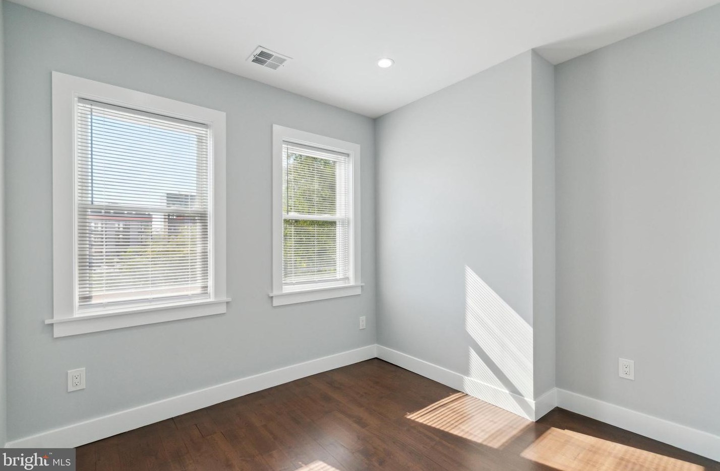 2254 William St, Philadelphia PA  19134-3929 exterior