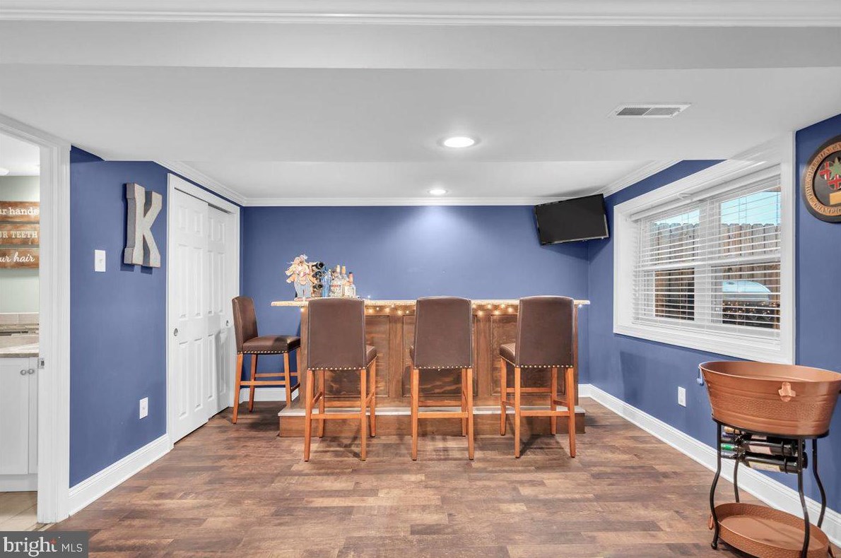 15105 Ina Dr, Philadelphia PA 19116-1450 exterior