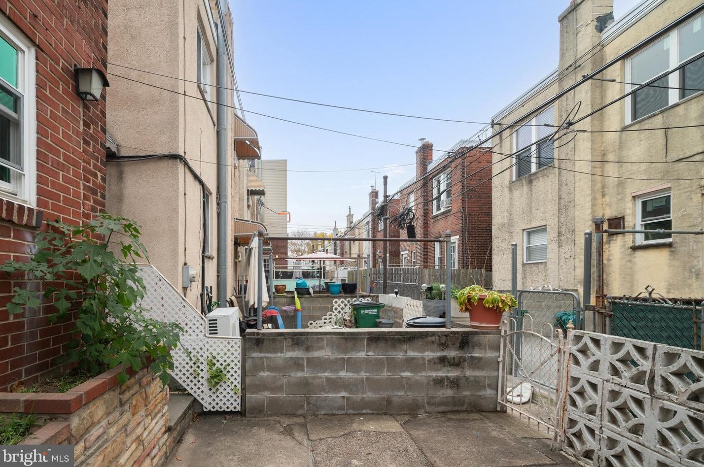 1754 Stocker St, Philadelphia PA  19145-4719 exterior