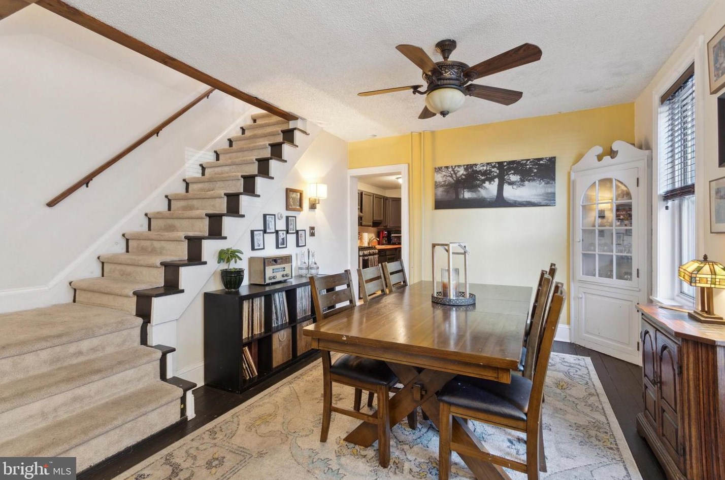 561 Dupont St, Philadelphia PA 19128-2612 exterior