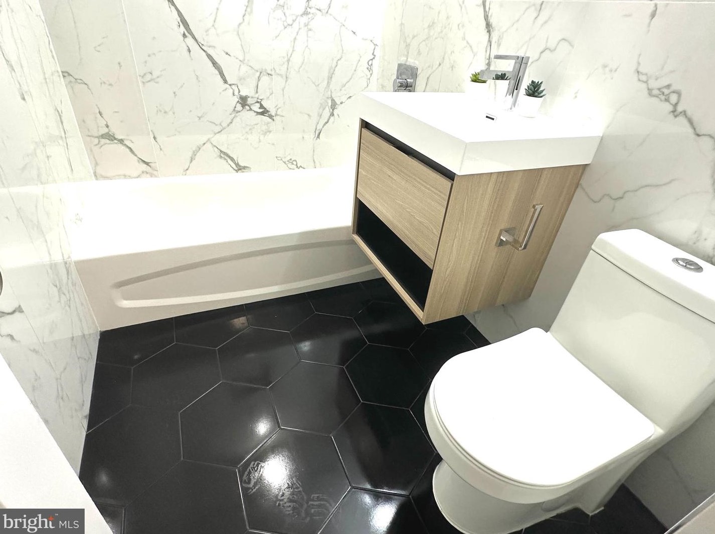 6232 Tabor Ave, Philadelphia PA  19111-5715 exterior