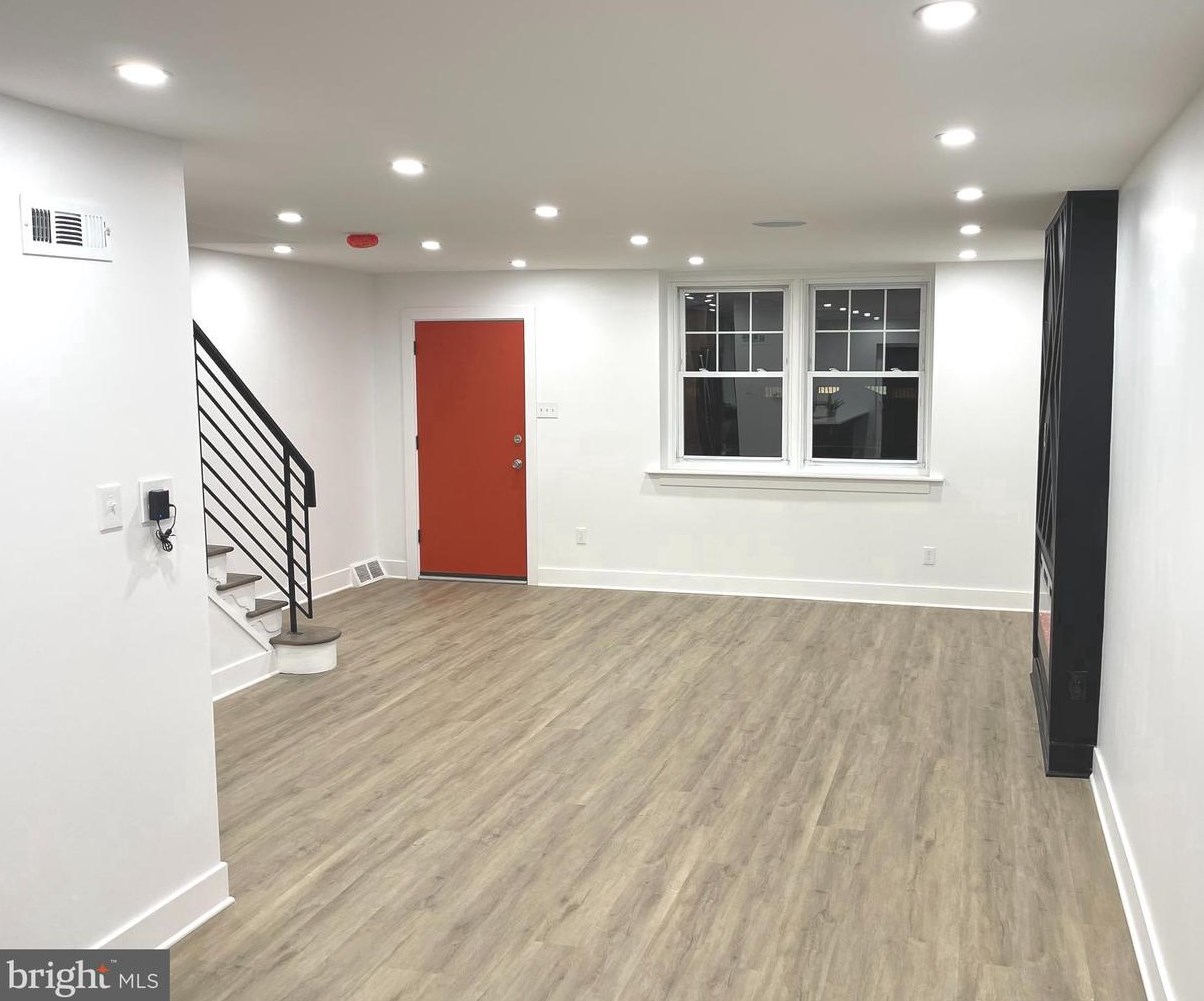 6232 Tabor Ave, Philadelphia PA  19111-5715 exterior