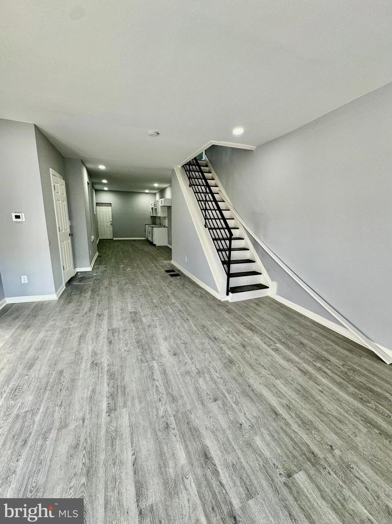 2711 Tasker St, Philadelphia PA  19145-1243 exterior