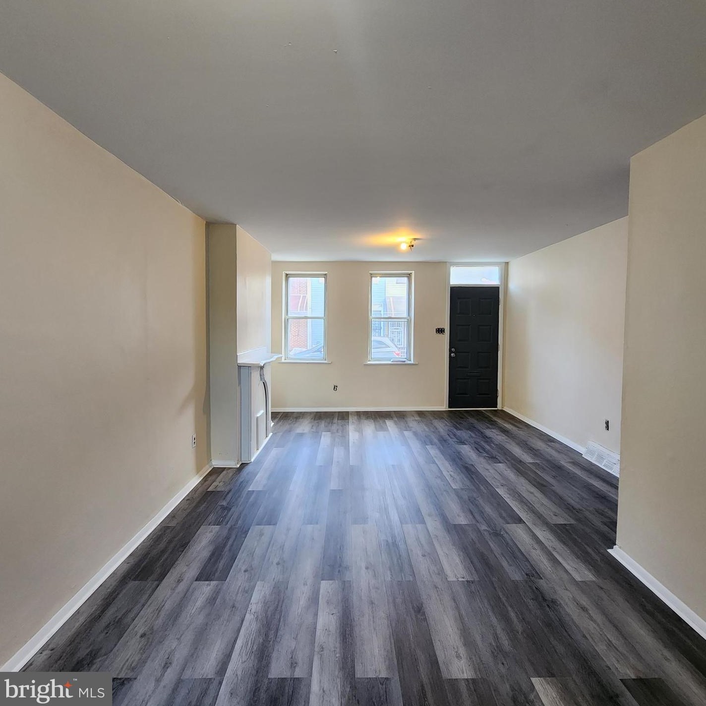 2450 Fairhill St, Philadelphia PA  19133-2613 exterior