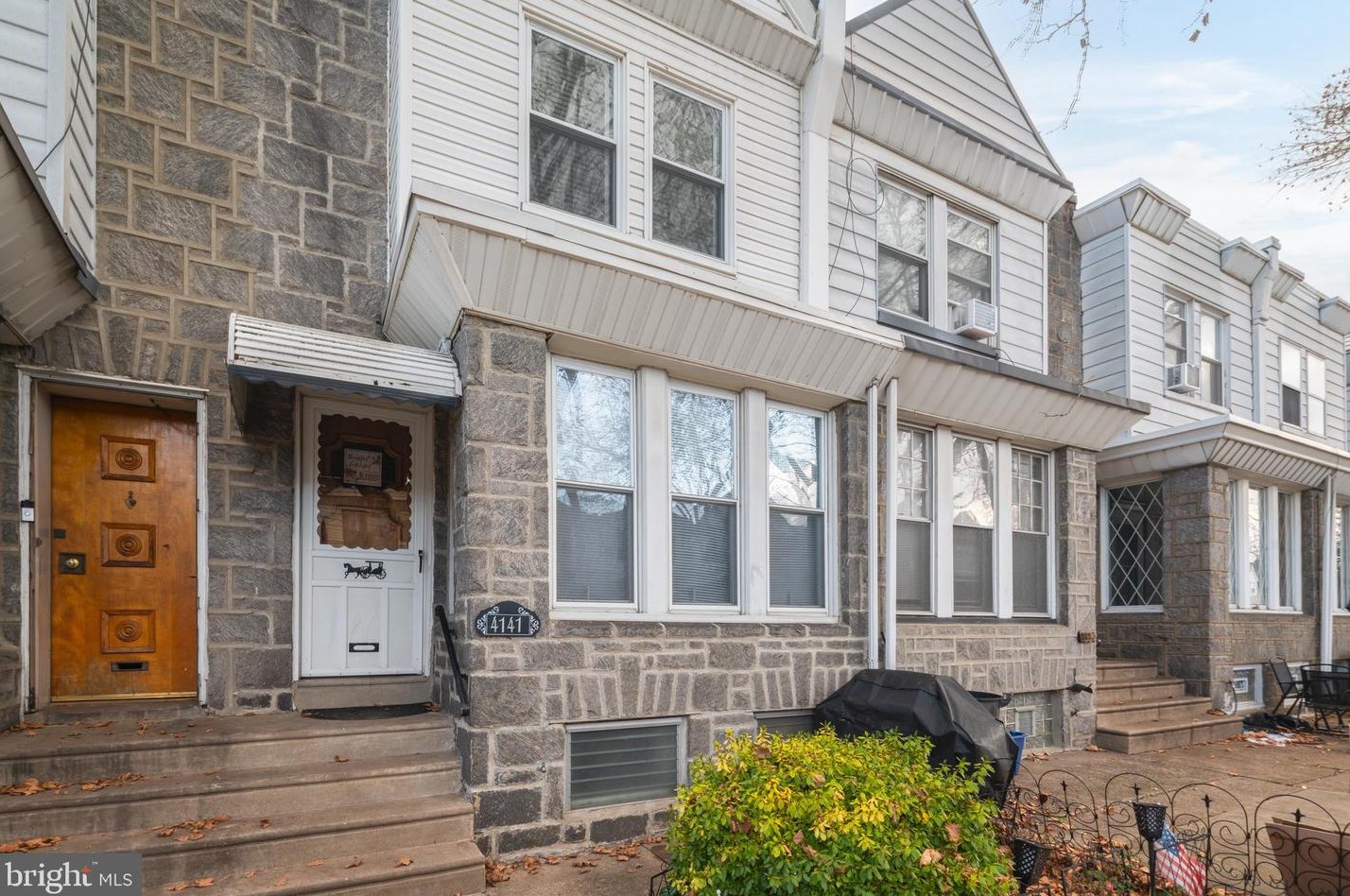 4141 Barnett St, Philadelphia PA  19135-3011 exterior