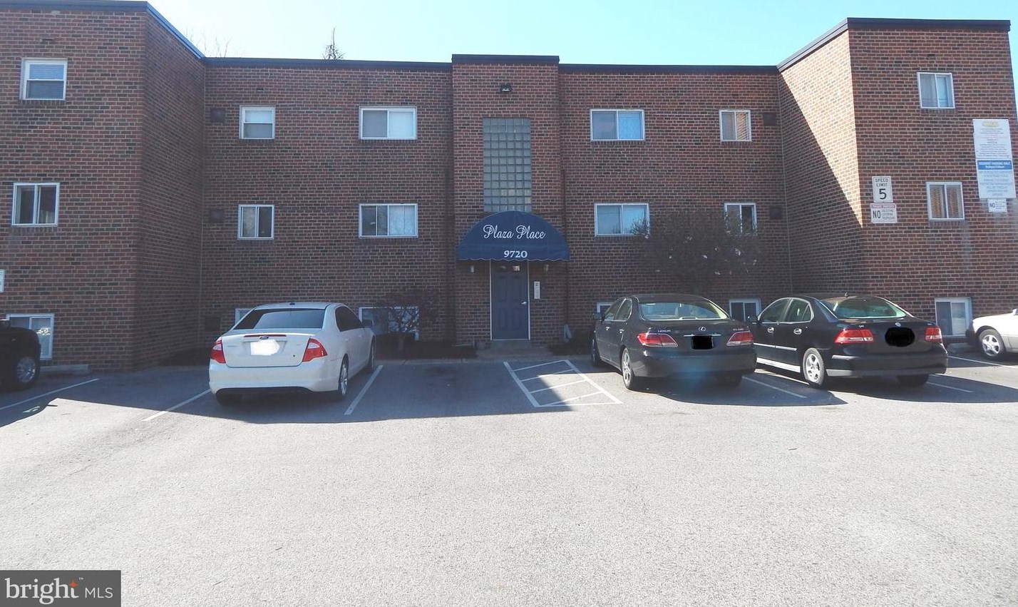 9720 Bustleton Ave, Philadelphia PA  19115-3171 exterior
