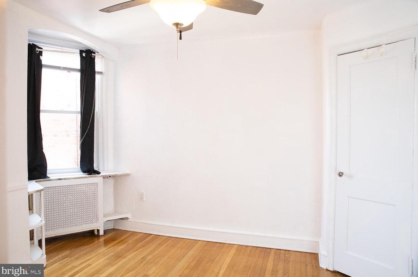 1909 72nd Ave, Philadelphia PA  19138-2701 exterior