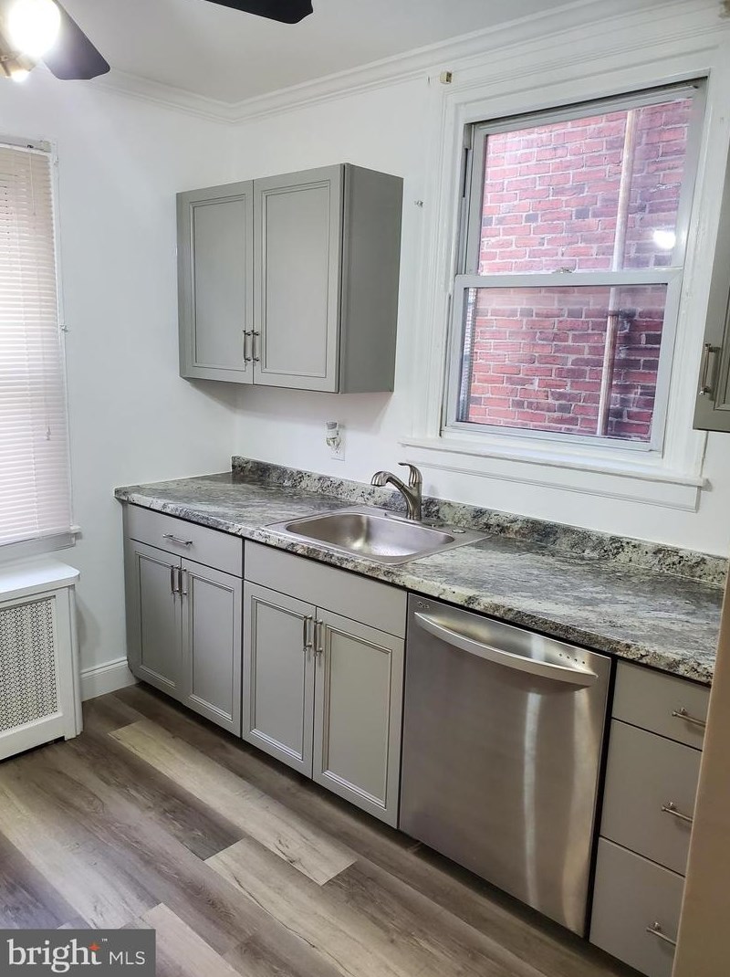 1909 72nd Ave, Philadelphia PA  19138-2701 exterior