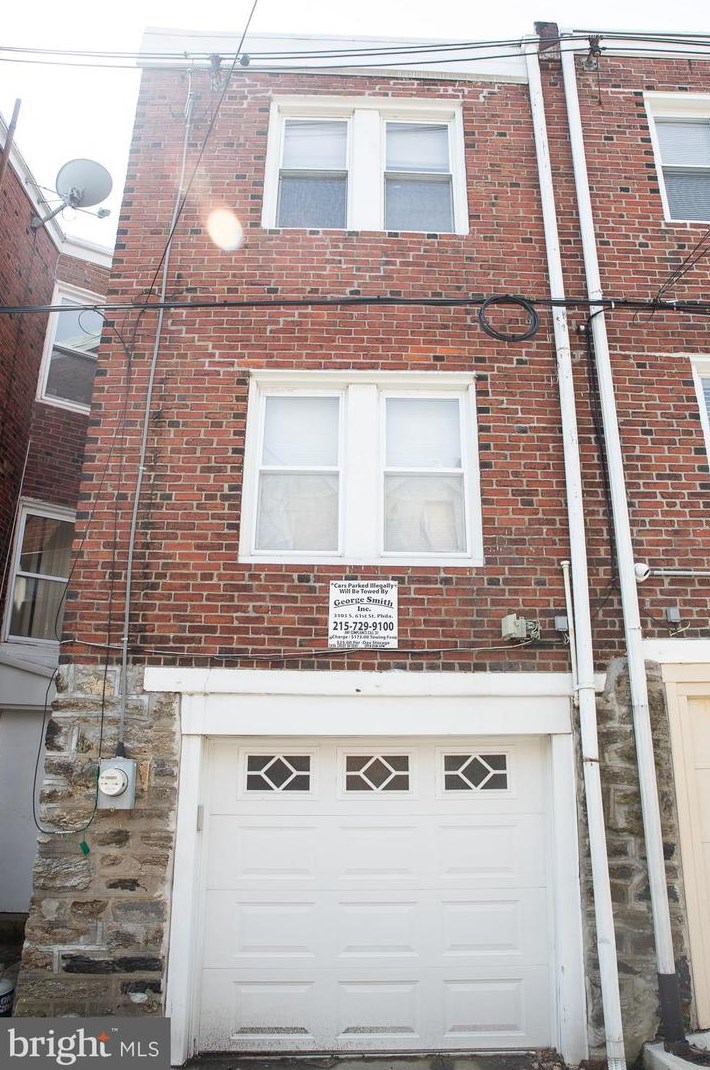 1909 72nd Ave, Philadelphia PA  19138-2701 exterior