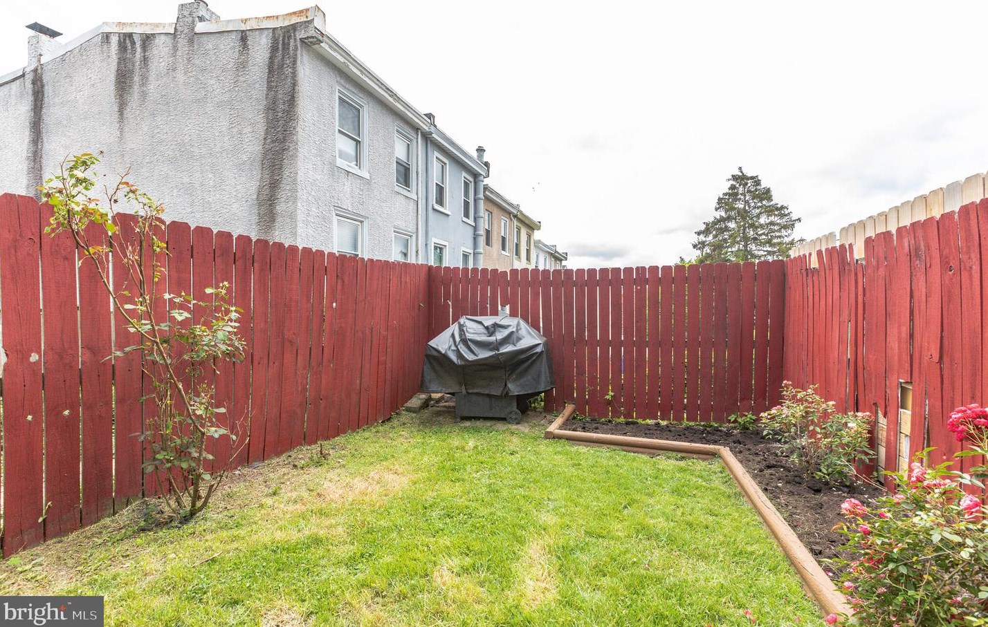 4538 Silverwood St, Philadelphia PA  19127-1236 exterior