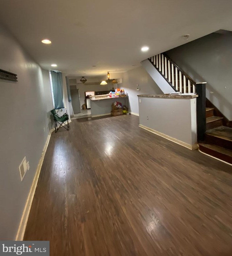 5828 Norfolk St, Philadelphia PA  19143-2403 exterior