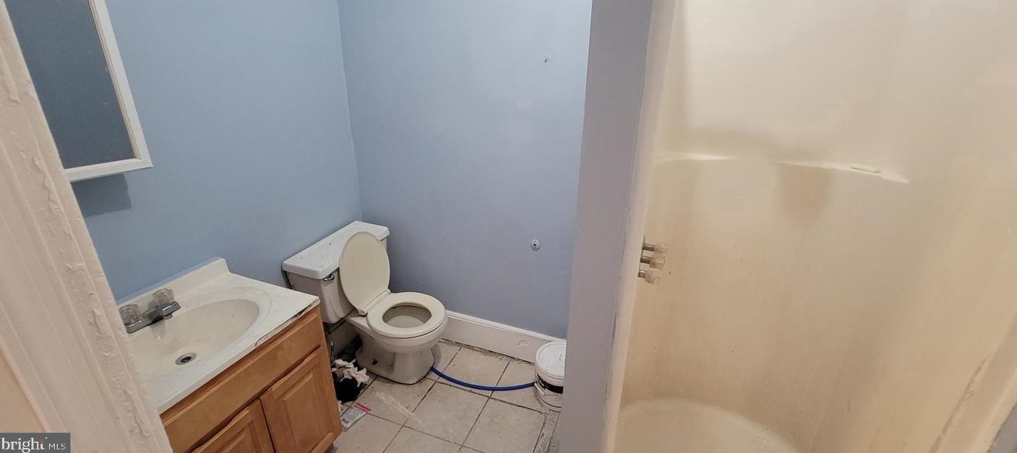 2838 Kensington Ave, Philadelphia PA 19134-1513 exterior