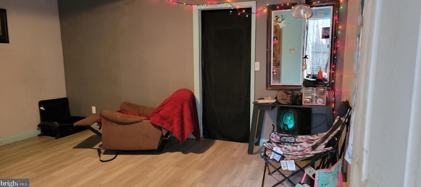 2838 Kensington Ave, Philadelphia PA 19134-1513 exterior