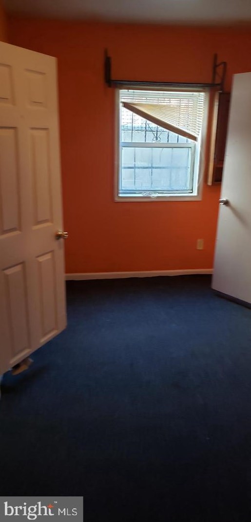 2838 Kensington Ave, Philadelphia PA 19134-1513 exterior