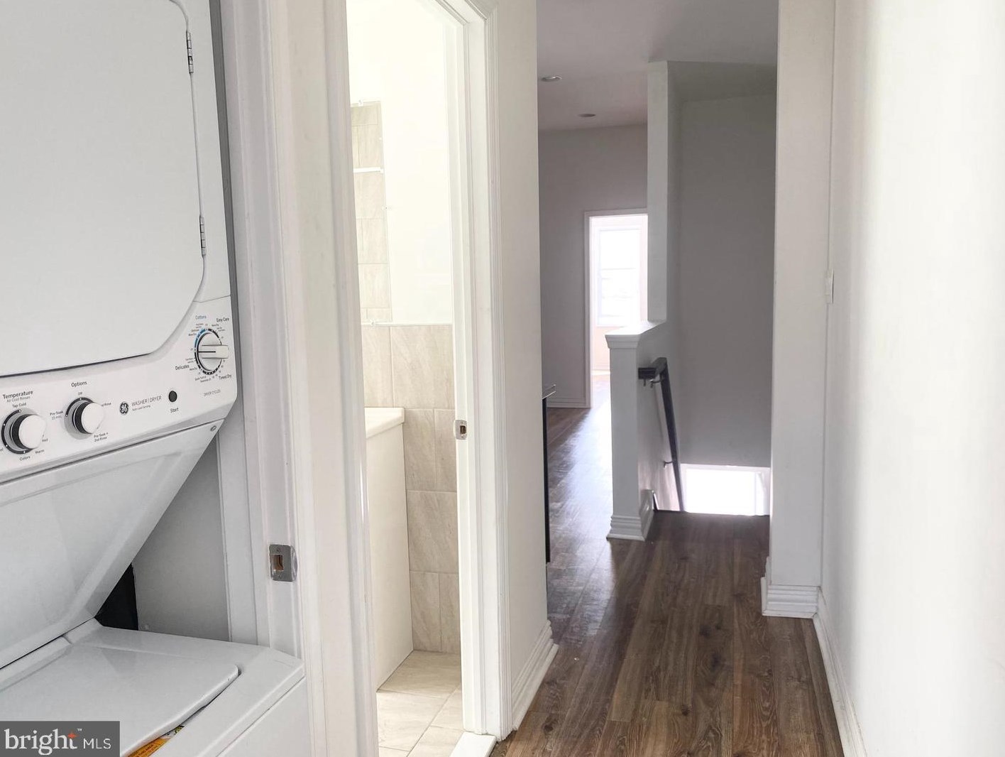 2053 Snyder Ave, Philadelphia PA 19148-2310 exterior